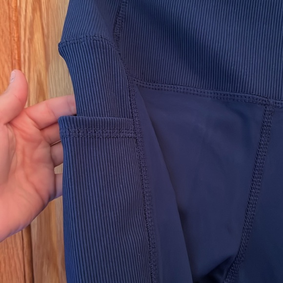 Navy Blue Workout Athletic Set - Picture 8 of 10